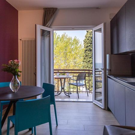 Residence Solei Classic & Plus Brenzone sul Garda Bagian luar foto