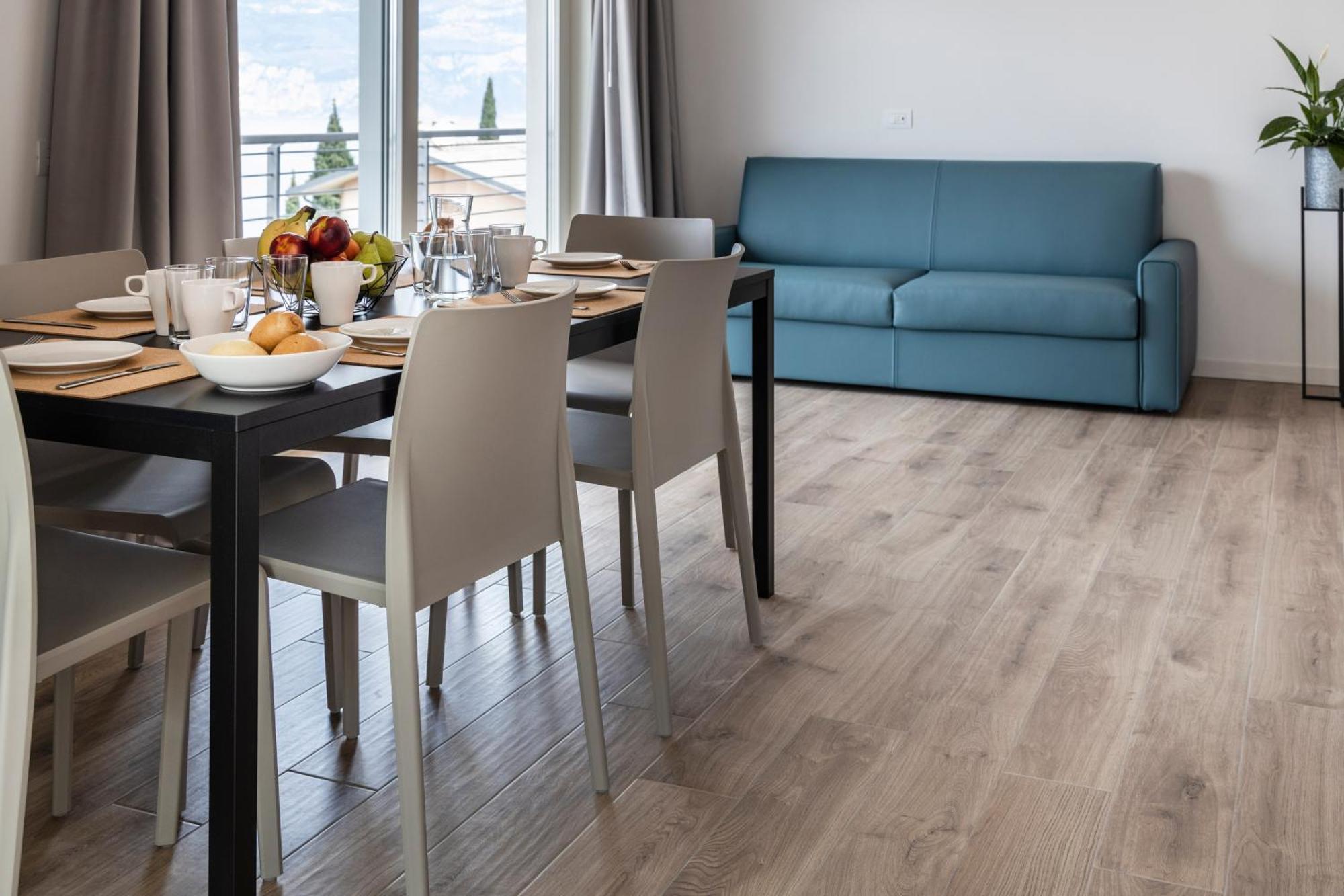 Residence Solei Classic & Plus Brenzone sul Garda Bagian luar foto