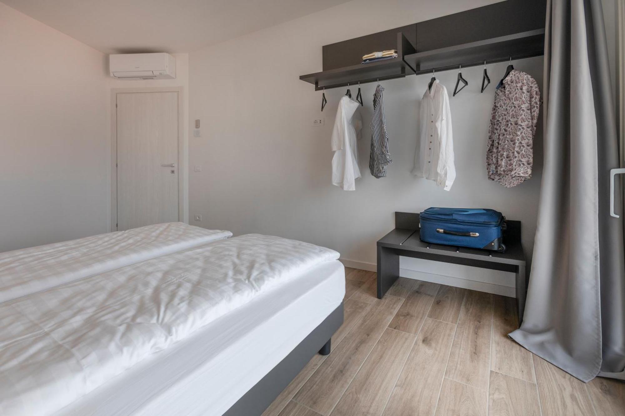 Residence Solei Classic & Plus Brenzone sul Garda Bagian luar foto