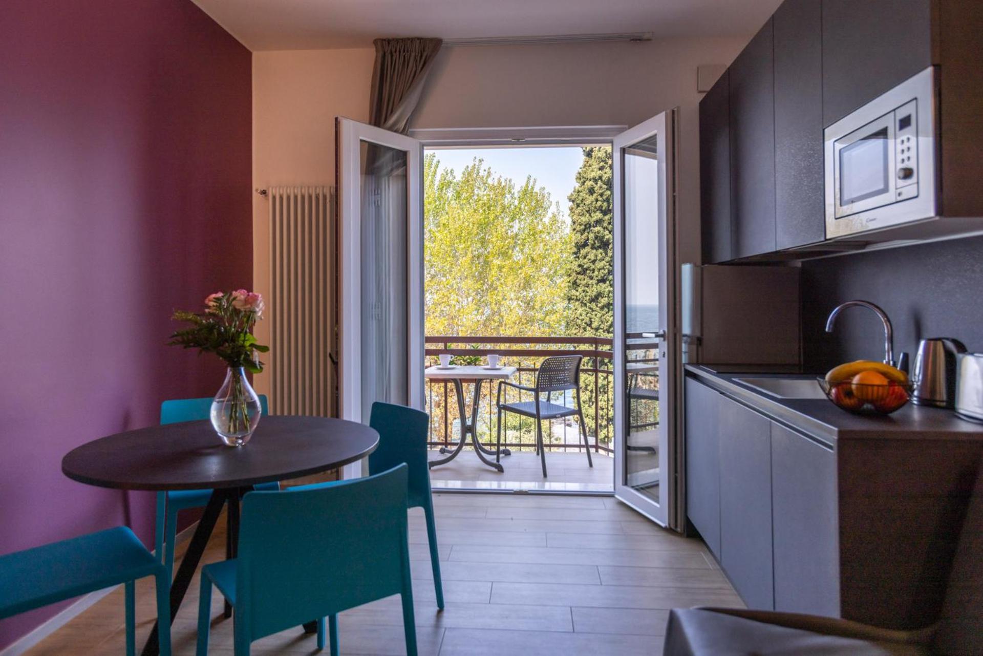 Residence Solei Classic & Plus Brenzone sul Garda Bagian luar foto